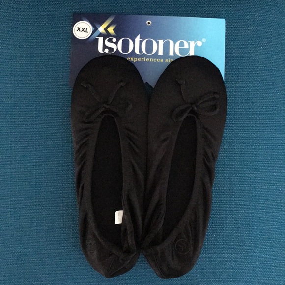 isotoner slippers black